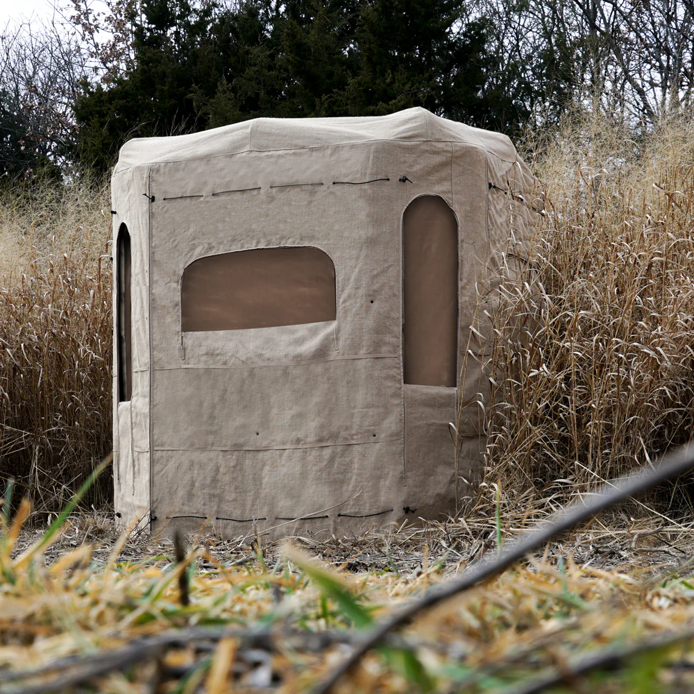 Soft Side 360° Burlap Deluxe 6X6 Ground Blind - Image 8